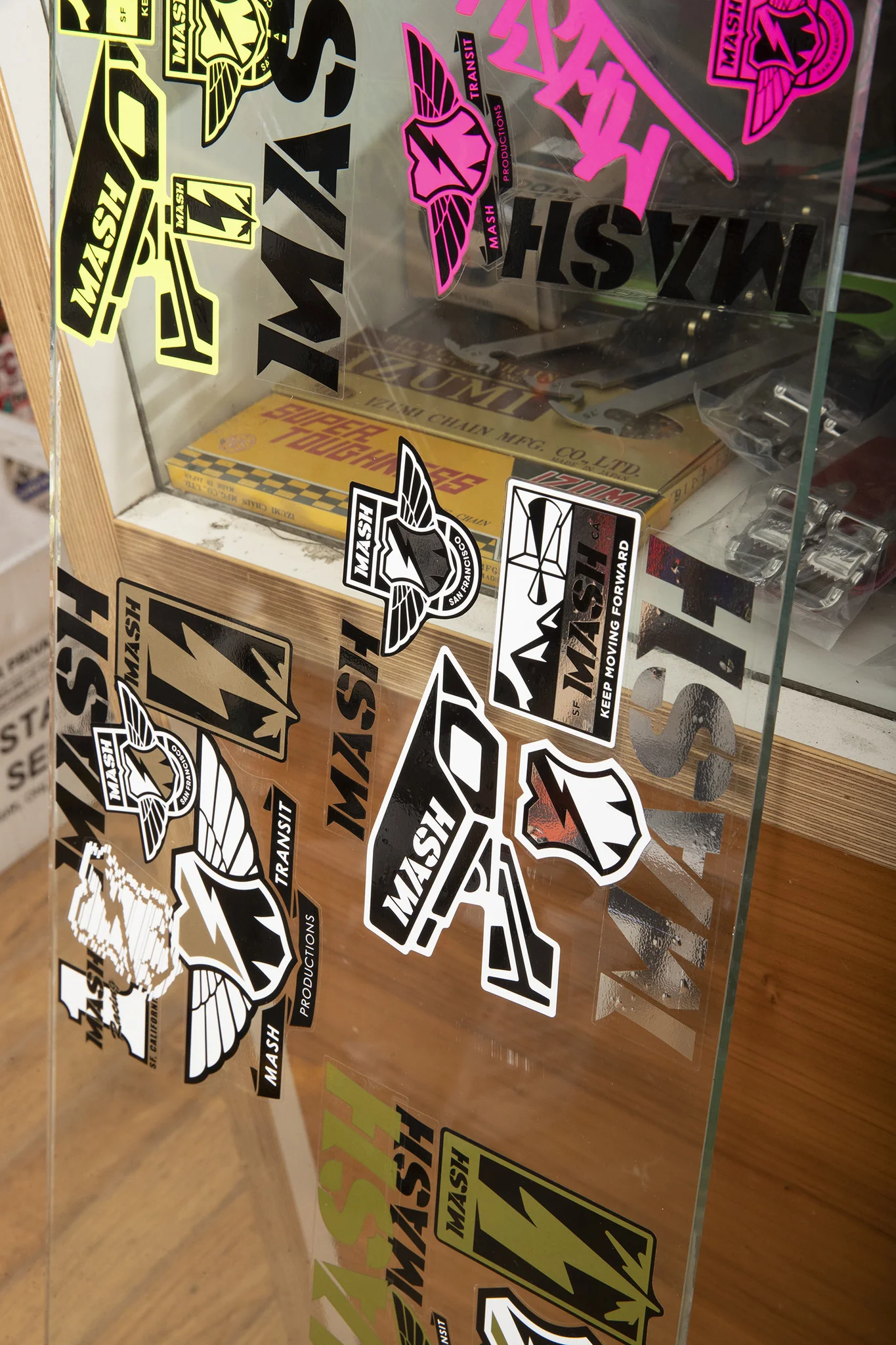 MASH Sticker Packs in 4 Colors - Image 4